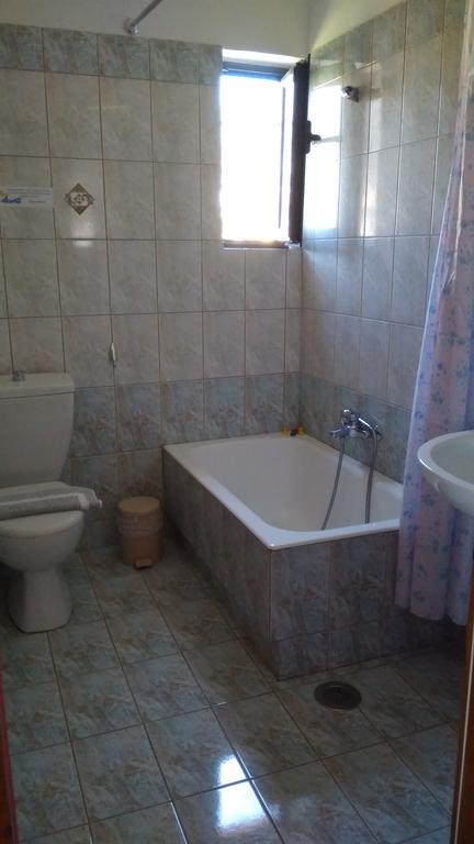 Nikolitsa Apartments Glyfada  Bagian luar foto
