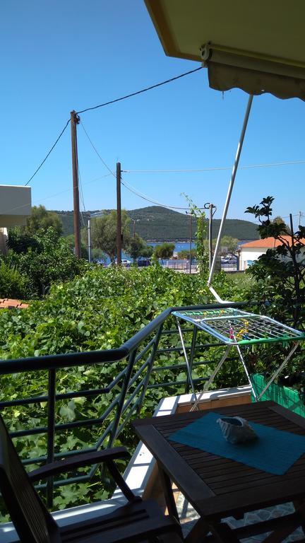 Nikolitsa Apartments Glyfada  Bagian luar foto