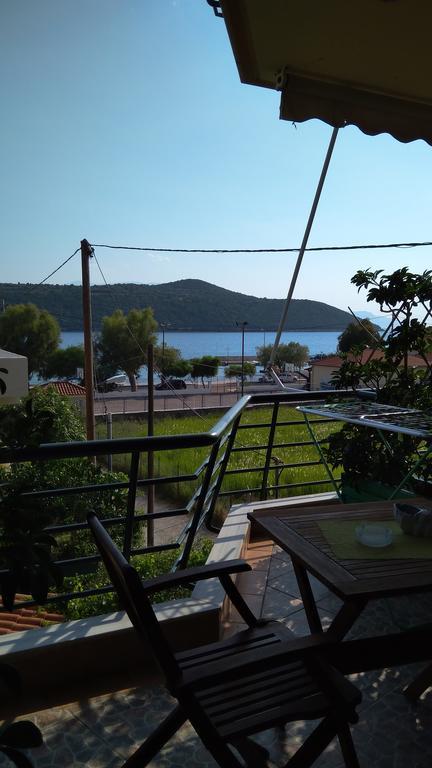 Nikolitsa Apartments Glyfada  Bagian luar foto