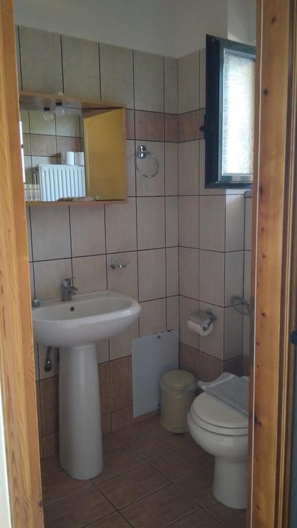 Nikolitsa Apartments Glyfada  Bagian luar foto