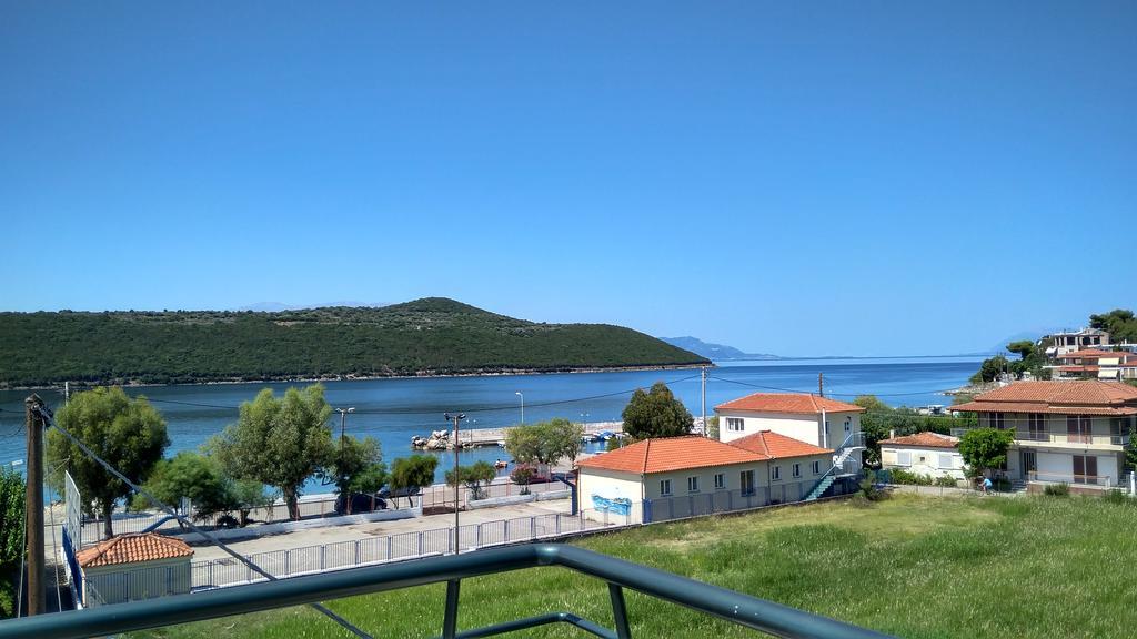 Nikolitsa Apartments Glyfada  Bagian luar foto